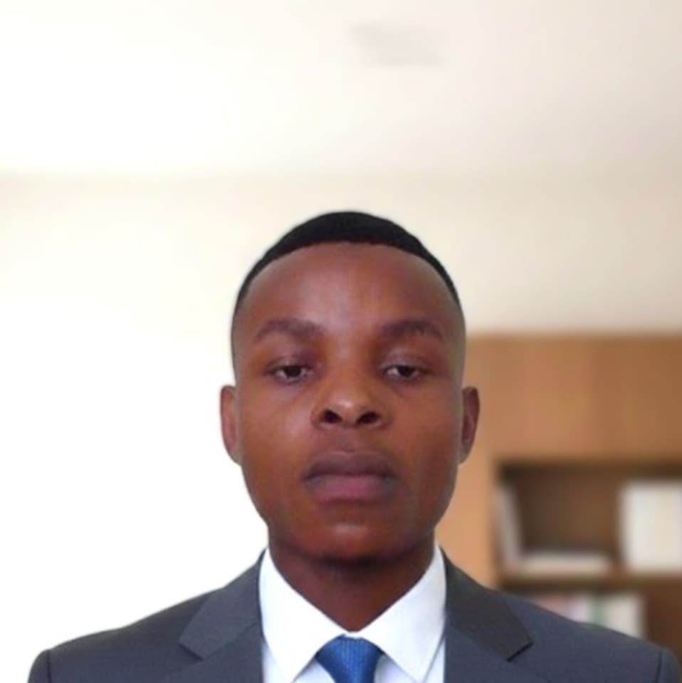 Elia Walles, Software Engineer and AI Specialist